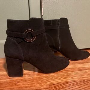 Elegant Black Ankle Boots